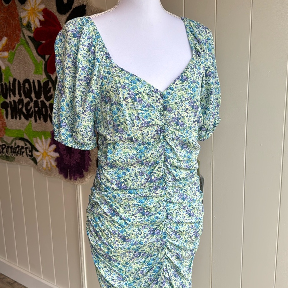 Love to be spoiled floral dress